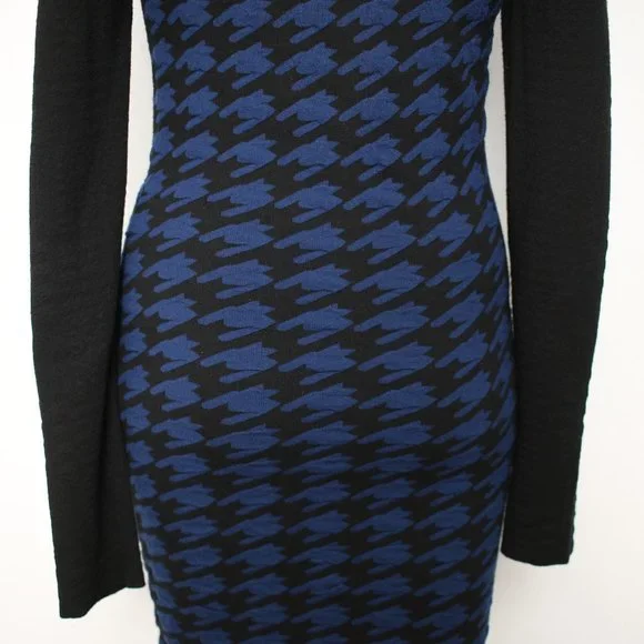 NEW Torn by Ronny Kobo Blue Black Long Sleeve Sweater Dress M - Picture 8 of 11